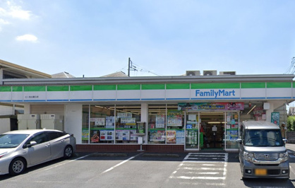 ファミリーマート 三ツ池公園口店の画像1