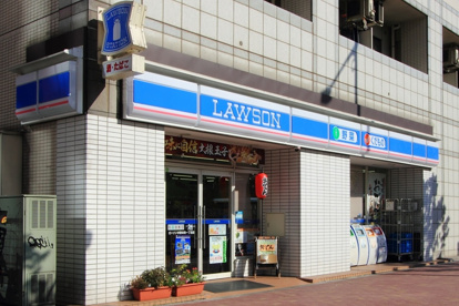 ローソン中野本町一丁目東店の画像1