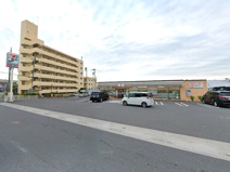 セブンイレブン綾瀬小園中央店