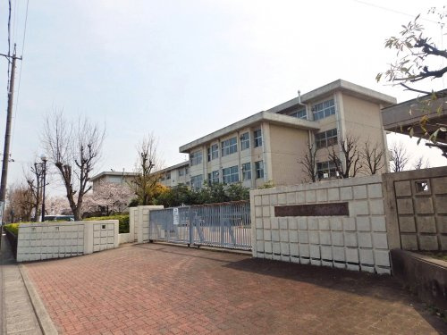 稲沢市立大里東中学校の画像