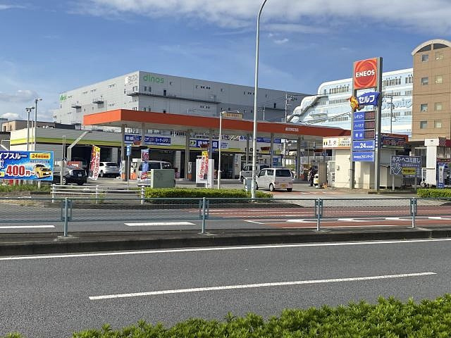 ガソリンスタンド