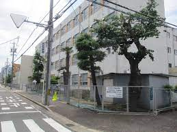 名古屋市立天神山中学校の画像1