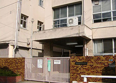 大阪市立岸里小学校の画像1