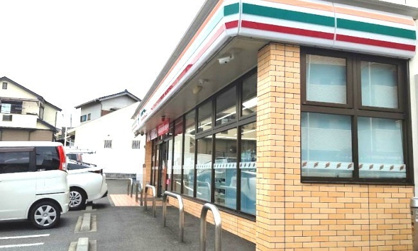セブンイレブン 横浜原宿2丁目店の画像1