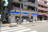 ローソン南烏山六丁目店