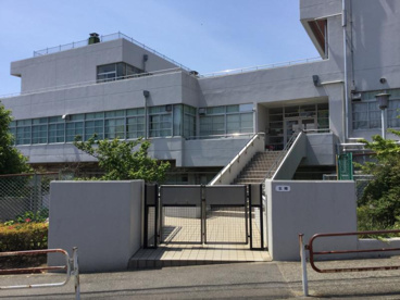 横浜市立野庭すずかけ小学校の画像1