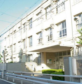 大阪市立春日出小学校の画像1