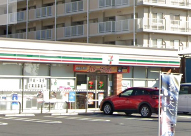 セブンイレブン 横須賀舟倉店の画像1