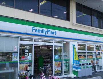 ファミリーマート 神明町二丁目店の画像1