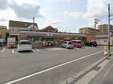セブンイレブン座間ひばりが丘１丁目店の画像1