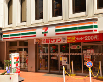 セブン-イレブン 世田谷下北沢駅前店の画像1