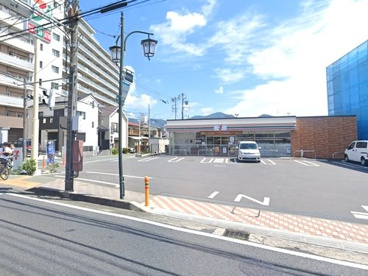 セブンイレブン秦野寿町店の画像1