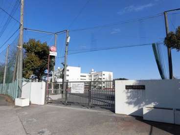 横浜市立鴨居中学校の画像1