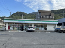 ファミリーマート広白石店