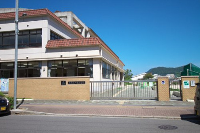 呉市立阿賀小学校の画像1