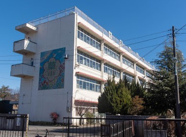 あきる野市立草花小学校の画像1