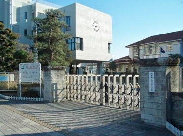 鴻巣市立吹上小学校の画像1