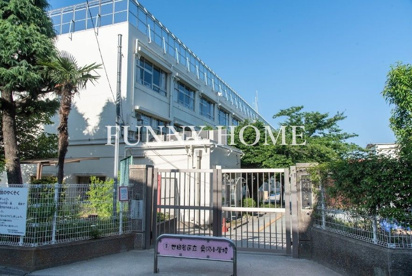 世田谷区立奥沢小学校の画像1