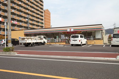 セブンイレブン呉市阿賀南店の画像1