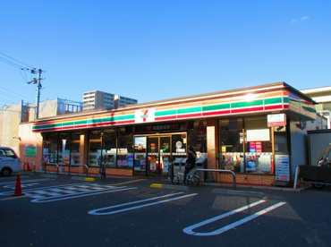 セブンイレブン 大阪北島3丁目店の画像1