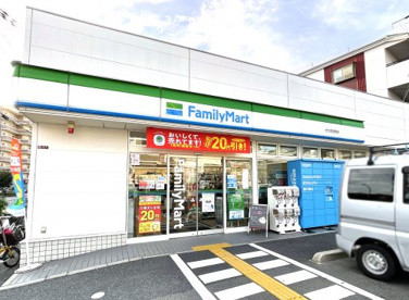 ファミリーマート【枚方西禁野店】の画像1