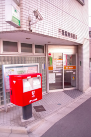 郵便ポストって、意外と便利なんですよ。 院内郵便局の画像1