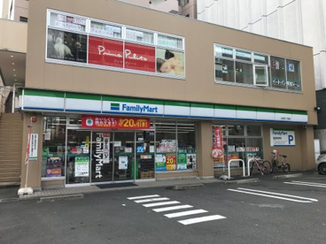 ファミリーマート上前津二丁目店の画像1