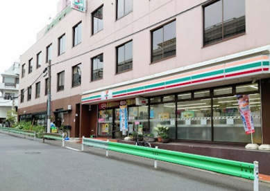セブンイレブン 目黒東山3丁目店の画像1