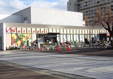スーパーナショナル 南港店の画像1