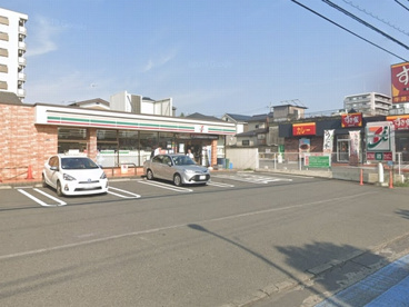 セブンイレブン大和深見店の画像1