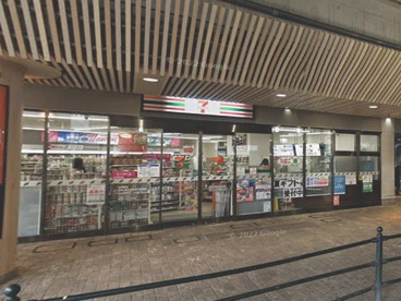 セブンイレブン小田急マルシェ大和店の画像1