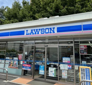 ローソン 大蔵運動公園前店の画像1