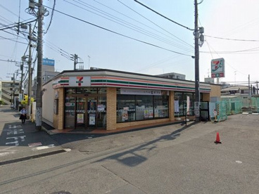 セブンイレブン大和桜ヶ丘東口店の画像1