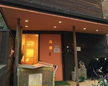 子育てひろば 小さな花の家