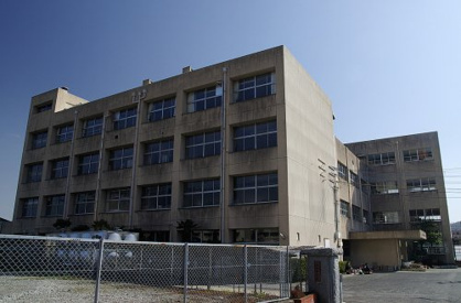 東広島市立西条中学校の画像1