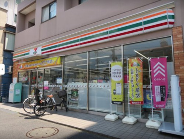 セブンイレブン 通町店の画像1