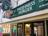 フレッシュネスバーガー 三宮3丁目店
