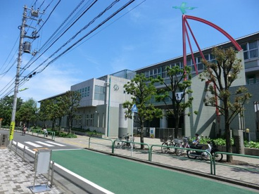 世田谷区立八幡山小学校の画像1