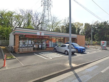 セブンイレブン横浜下飯田駅前店の画像1
