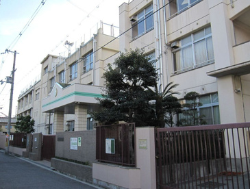 天下茶屋小学校の画像1