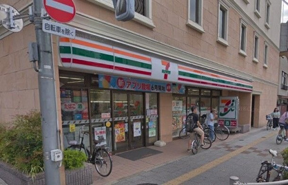 セブンイレブン 板橋大谷口上町店の画像1
