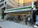 ファミリーマート　北堀江1丁目店