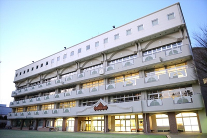 文京区立窪町小学校の画像1