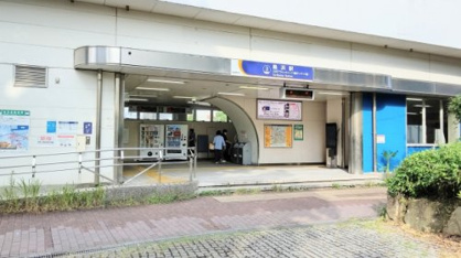 鳥浜駅の画像1