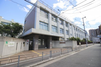 大阪市立加賀屋小学校の画像1