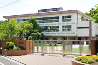 板橋区立桜川小学校の画像1
