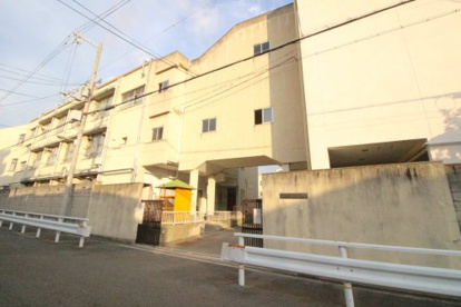 大阪市立遠里小野小学校の画像1