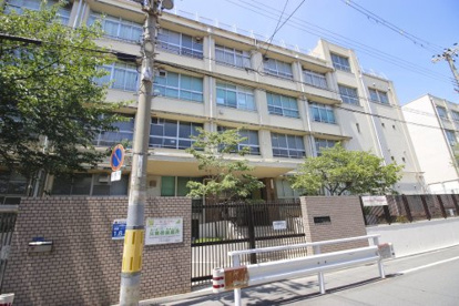 大阪市立南津守小学校の画像1