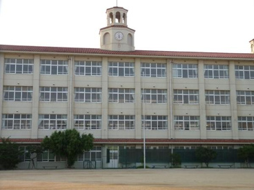 神戸市立本庄小学校の画像1