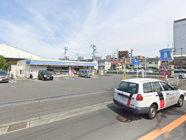 ローソン海老名中央二丁目店の画像1
